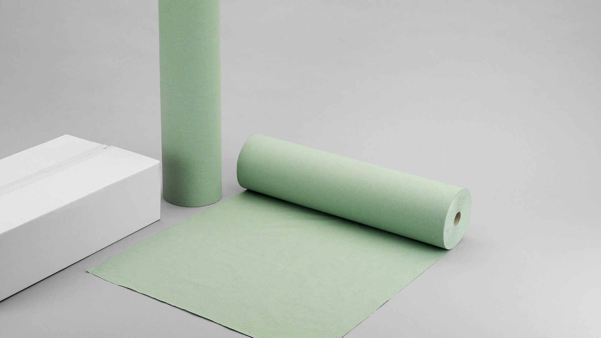 Chick Paper Bedding Paper Green Decomposable after 8 to 10 Days width 66 Cm 200 M 2 Pieces
